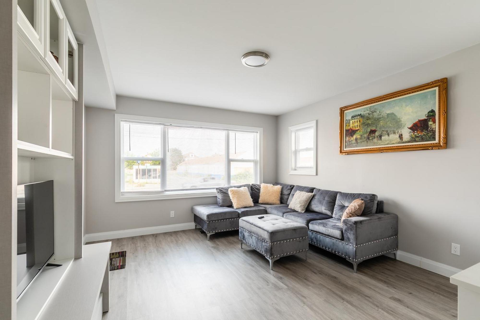 Beautiful Renovated Home 3 Mins Drive To Fall Niagara Falls Extérieur photo