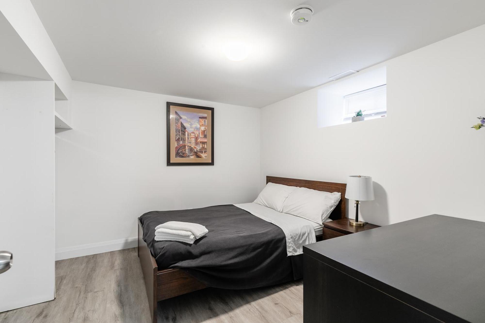 Beautiful Renovated Home 3 Mins Drive To Fall Niagara Falls Extérieur photo